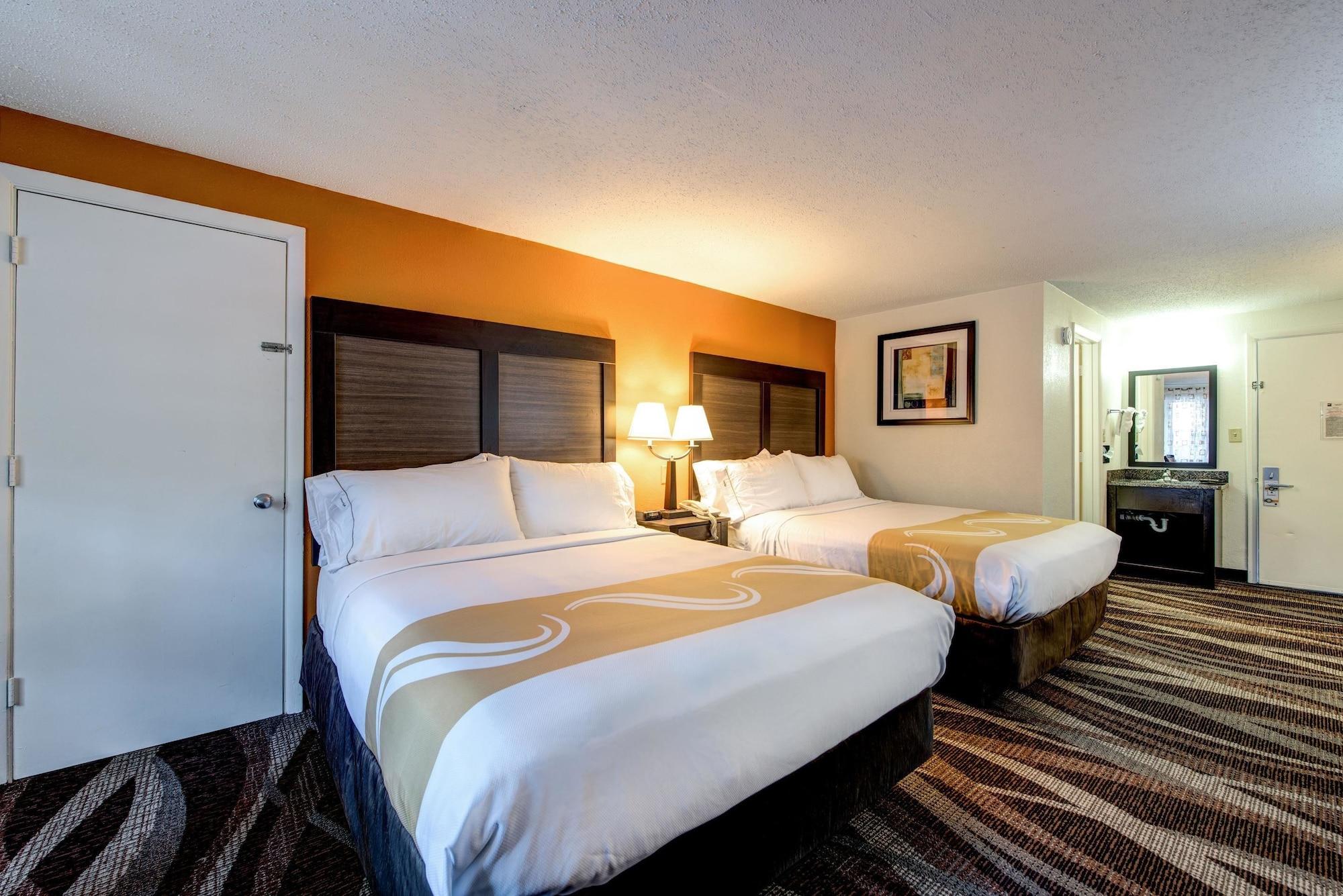 Quality Inn Creekside - Downtown Gatlinburg Eksteriør billede