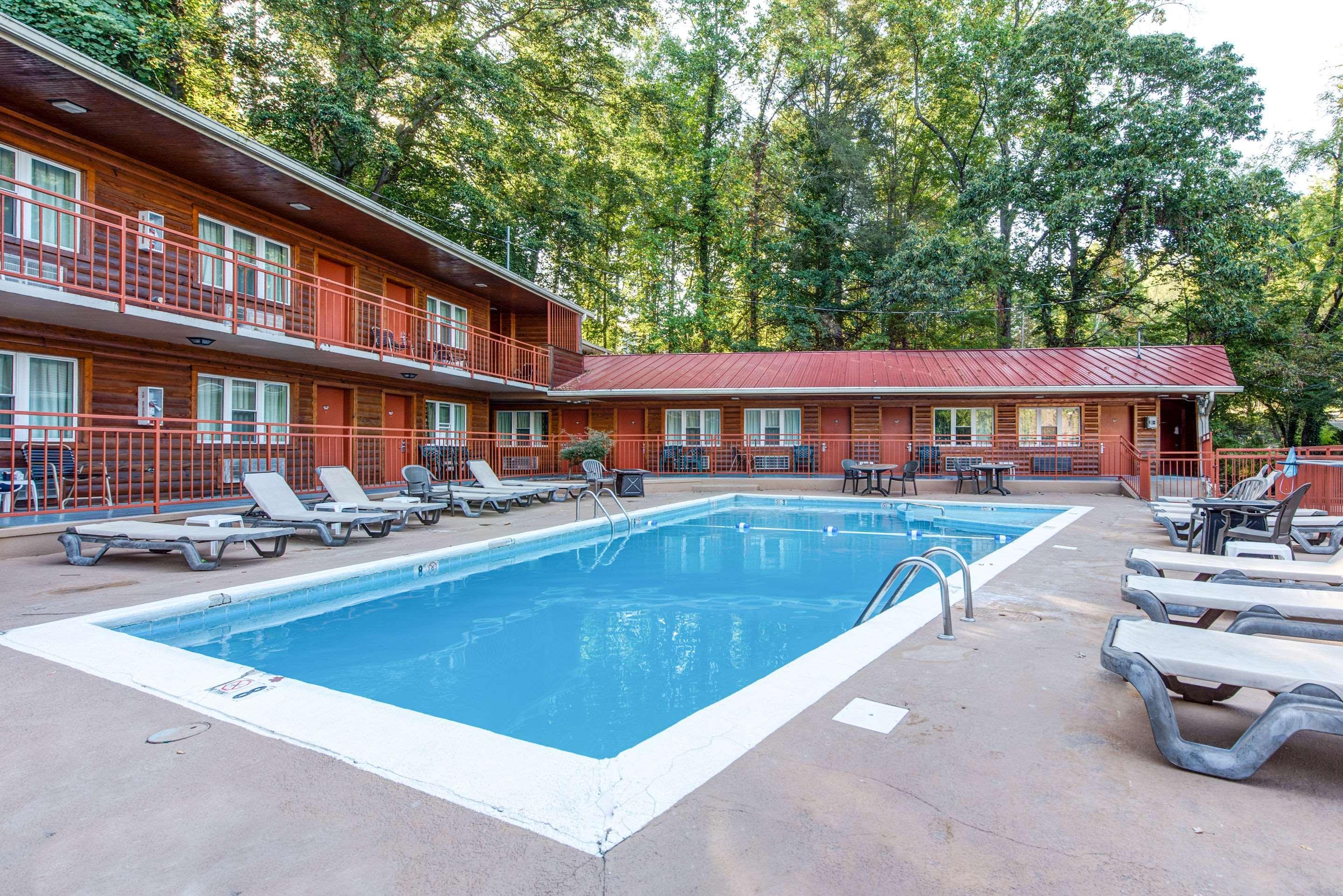Quality Inn Creekside - Downtown Gatlinburg Eksteriør billede